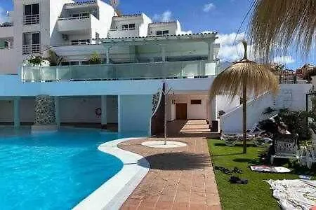 펜션 Island Village Heights 497b *